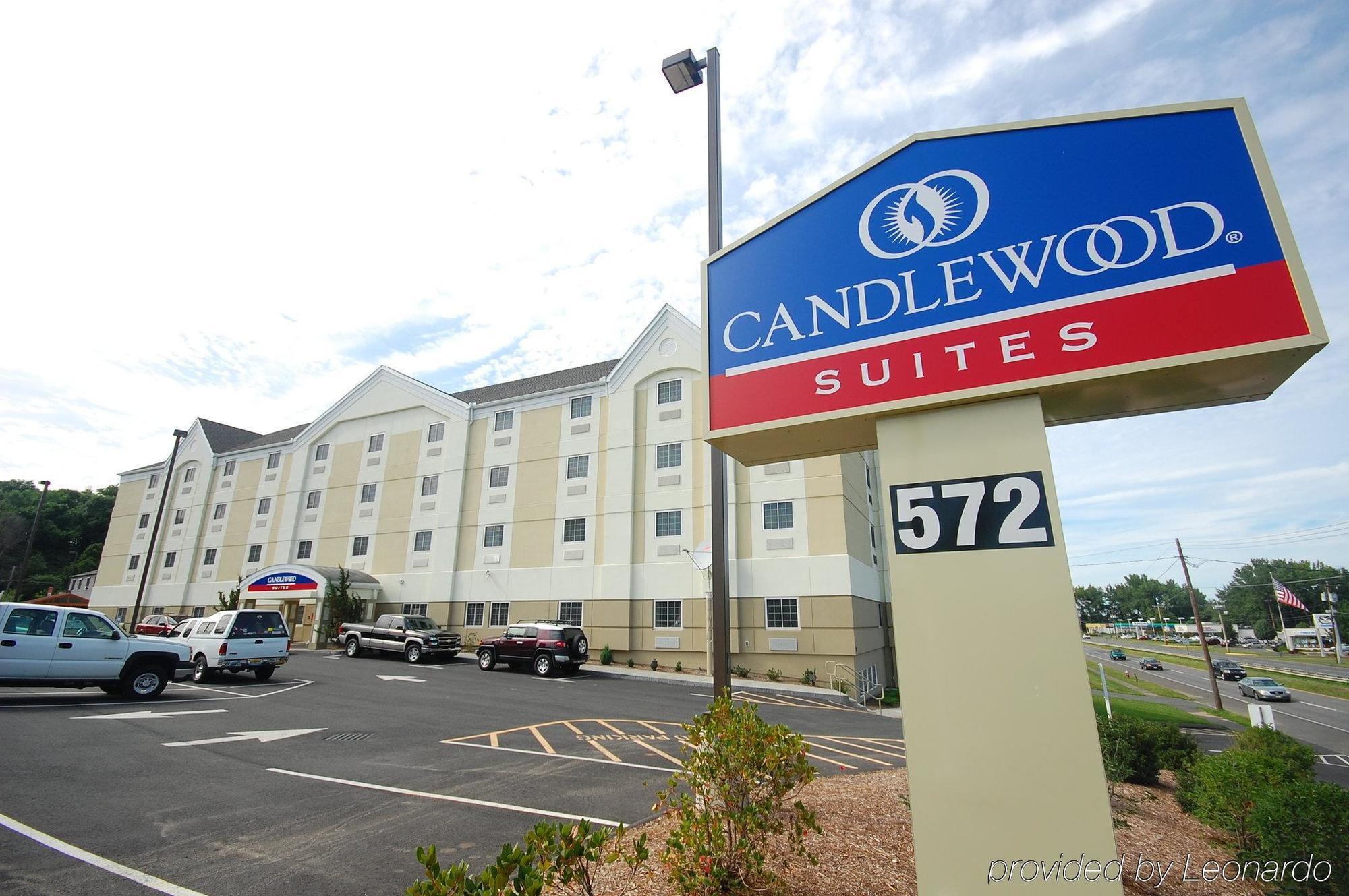 Candlewood Suites-West Springfield By Ihg Exterior photo